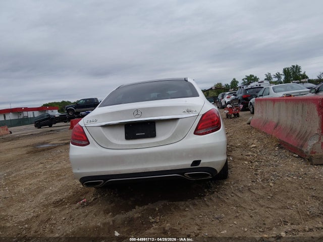 Продаж на аукціоні авто 2015 Mercedes-benz C 300 4matic, vin: 55SWF4KB1FU080383, номер лоту: 44991712