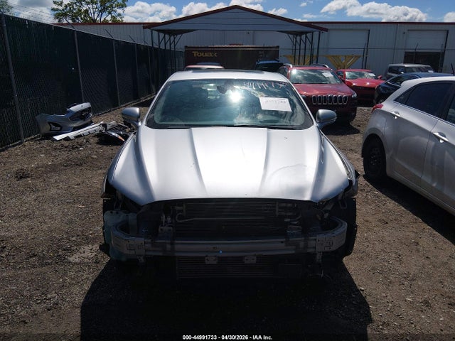2020 Ford Fusion Titanium მანქანა იყიდება აუქციონზე, vin: 3FA6P0D9XLR175588, აუქციონის ნომერი: 44991733