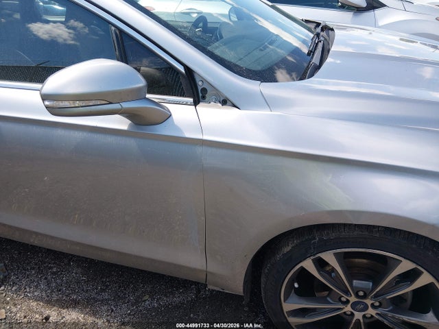 2020 Ford Fusion Titanium მანქანა იყიდება აუქციონზე, vin: 3FA6P0D9XLR175588, აუქციონის ნომერი: 44991733