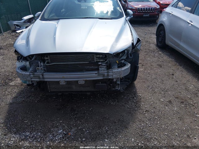 2020 Ford Fusion Titanium მანქანა იყიდება აუქციონზე, vin: 3FA6P0D9XLR175588, აუქციონის ნომერი: 44991733