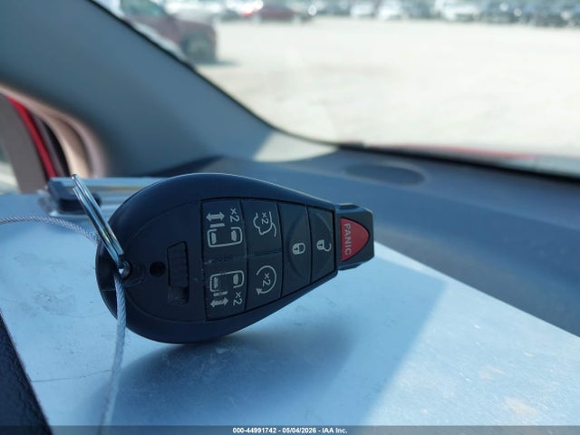 44991742 :رقم المزاد ، 2C4RC1CG0ER107186 vin ، 2014 Chrysler Town & Country Touring-l مزاد بيع