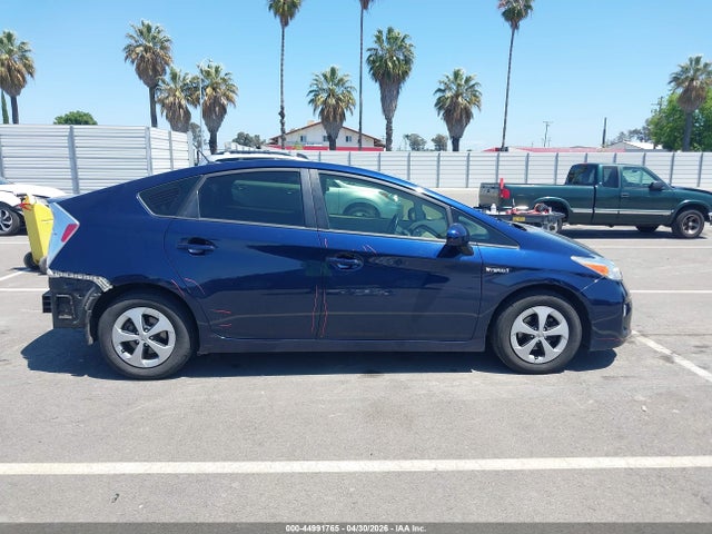JTDKN3DU7F0431145 Toyota Prius Four