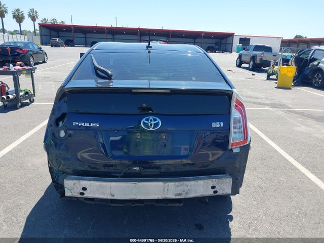 JTDKN3DU7F0431145 Toyota Prius Four
