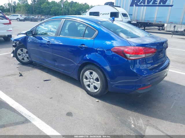 2017 Kia Forte Lx მანქანა იყიდება აუქციონზე, vin: 3KPFK4A70HE044400, აუქციონის ნომერი: 44991770