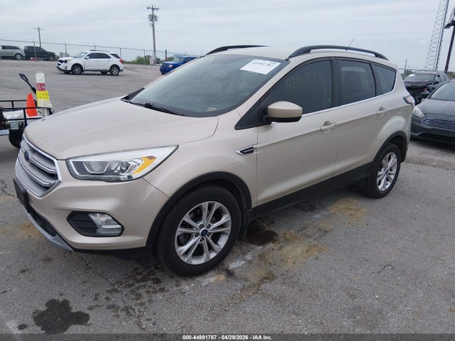 1FMCU0GD5HUA38236 Ford ESCAPE SE