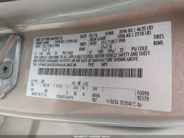 1FMCU0GD5HUA38236 Ford ESCAPE SE