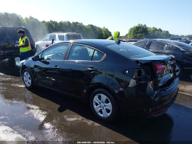 Продажа на аукционе авто 2018 Kia Forte Lx, vin: 3KPFK4A79JE213657, номер лота: 44991801