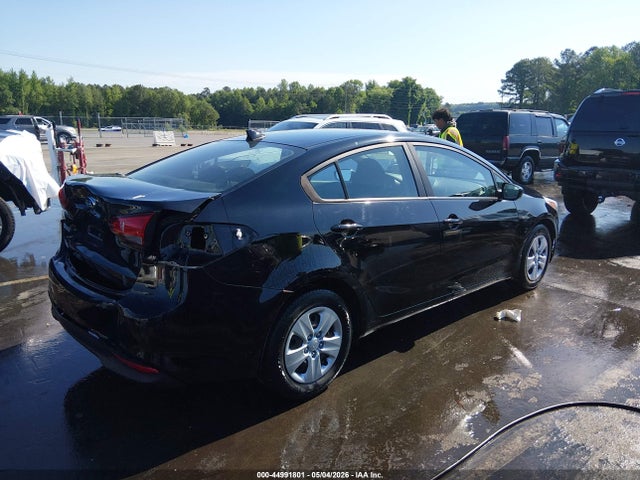 Продажа на аукционе авто 2018 Kia Forte Lx, vin: 3KPFK4A79JE213657, номер лота: 44991801