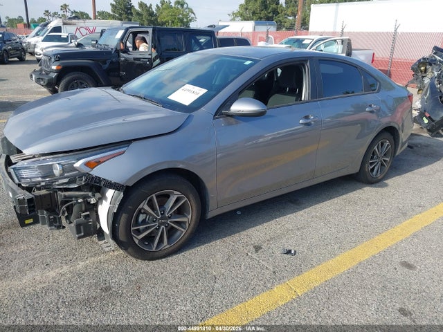 KIA Forte Lxs 2024 3KPF24AD3RE743222 Image 2