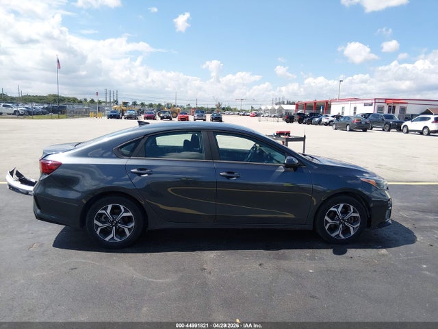 2019 Kia Forte Lxs მანქანა იყიდება აუქციონზე, vin: 3KPF24AD6KE040445, აუქციონის ნომერი: 44991821