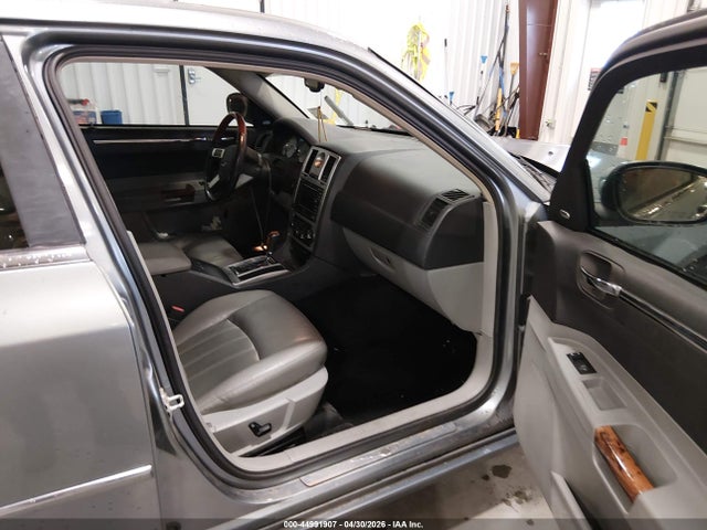 44991907 :رقم المزاد ، 2C3KA63H87H873242 vin ، 2007 Chrysler 300c مزاد بيع