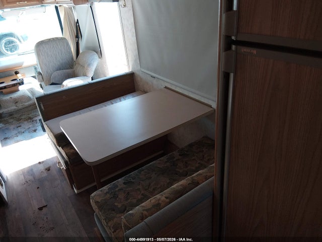Продажа на аукционе авто 2000 Workhorse Custom Chassis Motorhome Chassis P3500, vin: 5B4LP37J5Y3316745, номер лота: 44991913