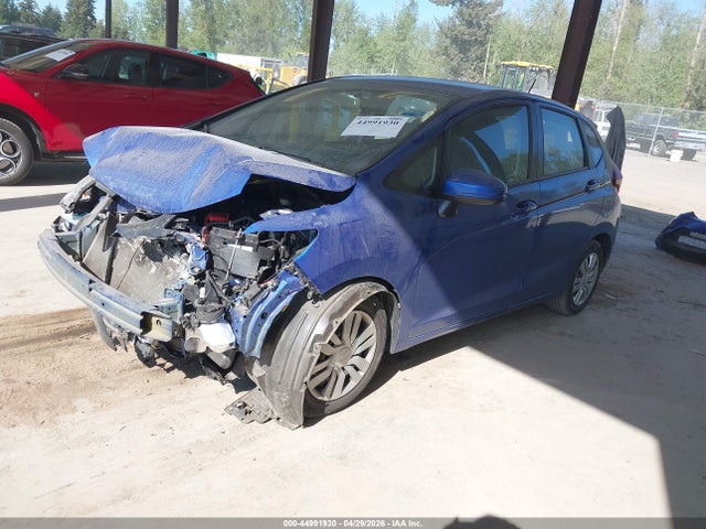 Honda FIT LX 2017 3HGGK5H53HM704435 Image 2