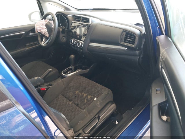 Honda FIT LX 2017 3HGGK5H53HM704435 Image 5