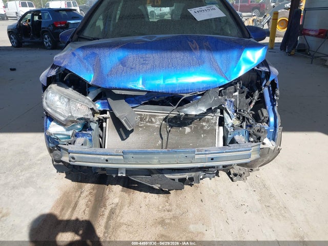 Honda FIT LX 2017 3HGGK5H53HM704435 Image 6