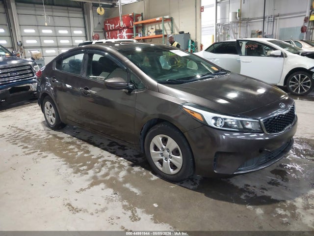2018 Kia Forte Lx მანქანა იყიდება აუქციონზე, vin: 3KPFL4A75JE202166, აუქციონის ნომერი: 44991944