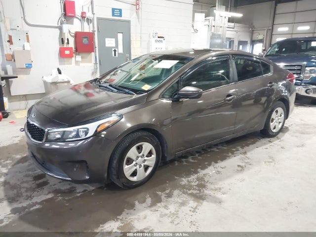 Продаж на аукціоні авто 2018 Kia Forte Lx, vin: 3KPFL4A75JE202166, номер лоту: 44991944