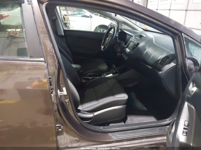 Продаж на аукціоні авто 2018 Kia Forte Lx, vin: 3KPFL4A75JE202166, номер лоту: 44991944