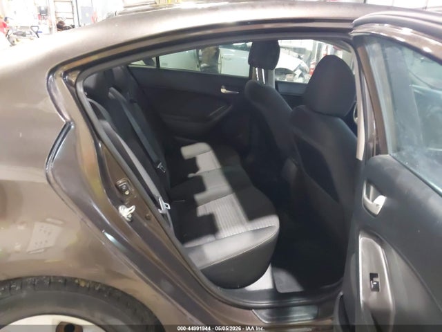 Продаж на аукціоні авто 2018 Kia Forte Lx, vin: 3KPFL4A75JE202166, номер лоту: 44991944