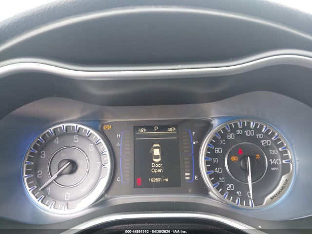 Продаж на аукціоні авто 2015 Chrysler 200 Limited, vin: 1C3CCCAB1FN564052, номер лоту: 44991952