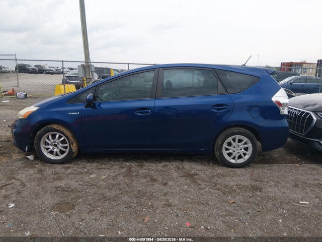 44991994 :رقم المزاد ، JTDZN3EU3D3260225 vin ، 2013 Toyota Prius V Two مزاد بيع