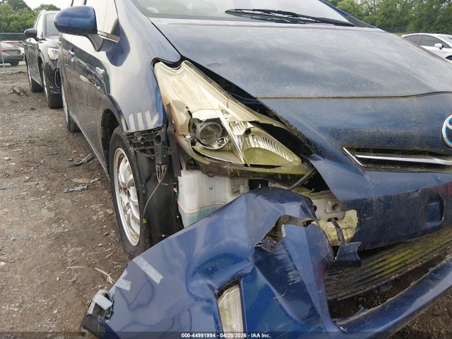44991994 :رقم المزاد ، JTDZN3EU3D3260225 vin ، 2013 Toyota Prius V Two مزاد بيع