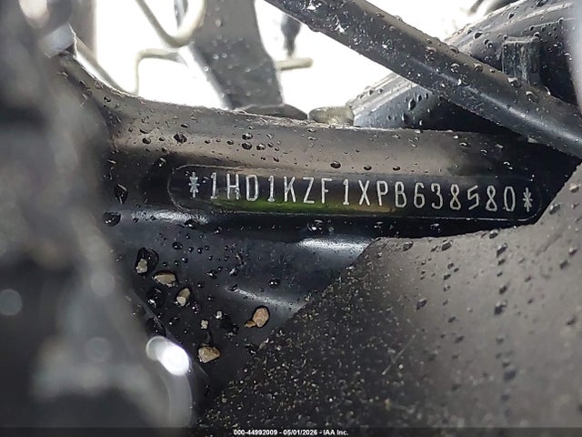 Harley-Davidson FLTRK 2023 1HD1KZF1XPB638580 Image 10