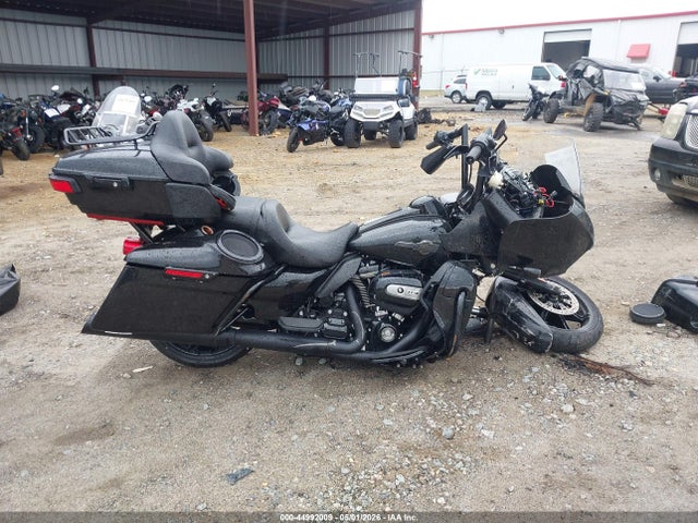 Harley-Davidson FLTRK 2023 1HD1KZF1XPB638580 Image 13