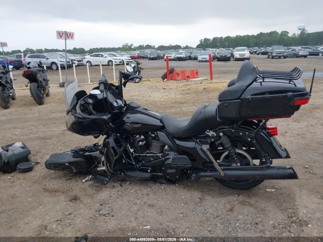 Harley-Davidson FLTRK 2023 1HD1KZF1XPB638580 Image 14