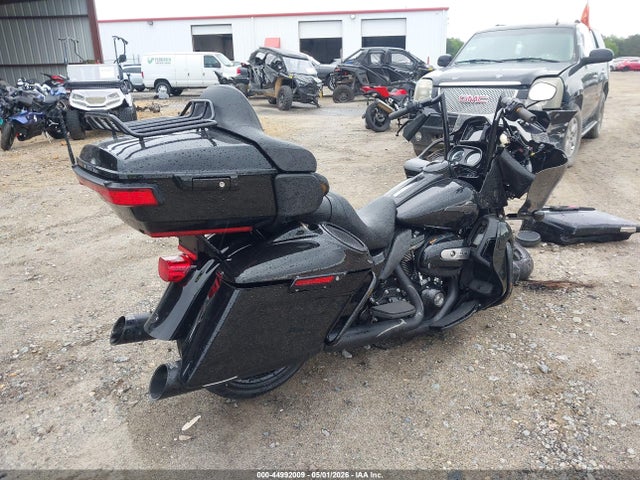 Harley-Davidson FLTRK 2023 1HD1KZF1XPB638580 Image 4