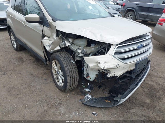 2018 Ford Escape Se მანქანა იყიდება აუქციონზე, vin: 1FMCU9GD6JUC25060, აუქციონის ნომერი: 44992010