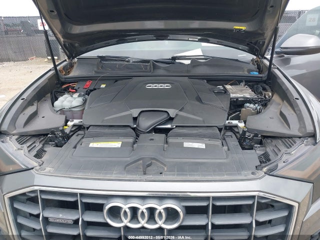 44992012 :رقم المزاد ، WA1AVAF15KD017328 vin ، 2019 Audi Q8 55 Premium مزاد بيع