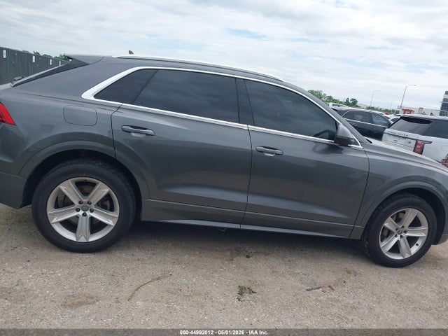 44992012 :رقم المزاد ، WA1AVAF15KD017328 vin ، 2019 Audi Q8 55 Premium مزاد بيع