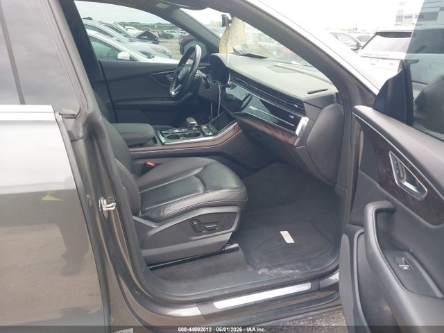 44992012 :رقم المزاد ، WA1AVAF15KD017328 vin ، 2019 Audi Q8 55 Premium مزاد بيع