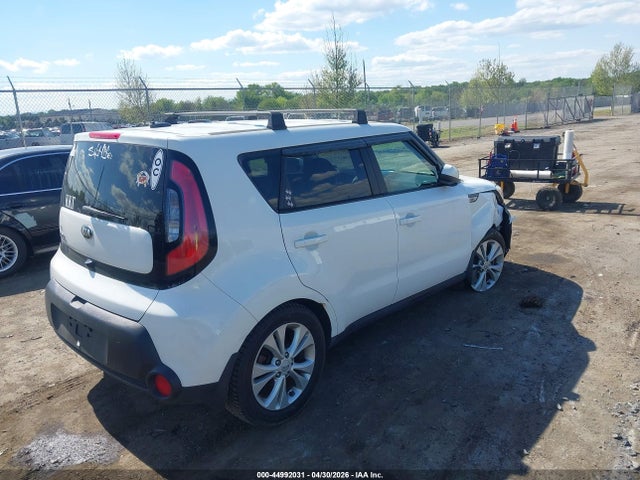 44992031 :رقم المزاد ، KNDJP3A53F7140748 vin ، 2015 Kia Soul + مزاد بيع