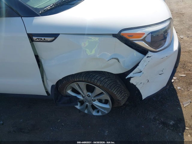 44992031 :رقم المزاد ، KNDJP3A53F7140748 vin ، 2015 Kia Soul + مزاد بيع