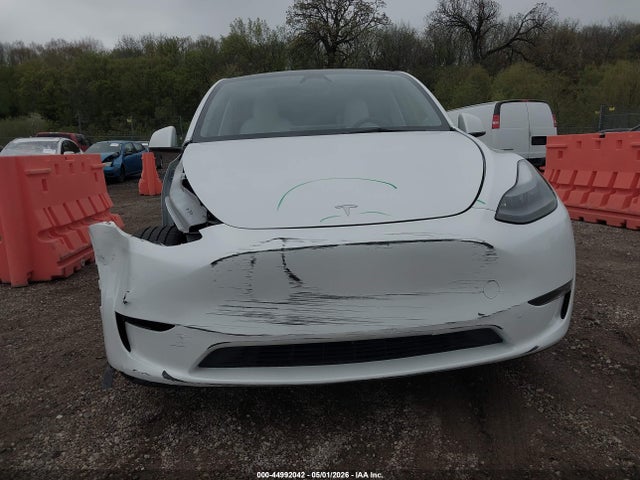 Продаж на аукціоні авто 2023 Tesla Model Y Awd/long Range Dual Motor All-wheel Drive, vin: 7SAYGDEE8PF874721, номер лоту: 44992042