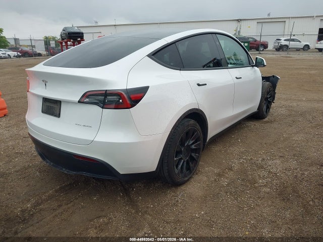 Продаж на аукціоні авто 2023 Tesla Model Y Awd/long Range Dual Motor All-wheel Drive, vin: 7SAYGDEE8PF874721, номер лоту: 44992042