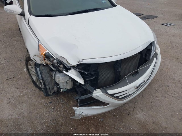 44992045 :رقم المزاد ، 5NPEB4AC8EH860402 vin ، 2014 Hyundai Sonata Gls مزاد بيع