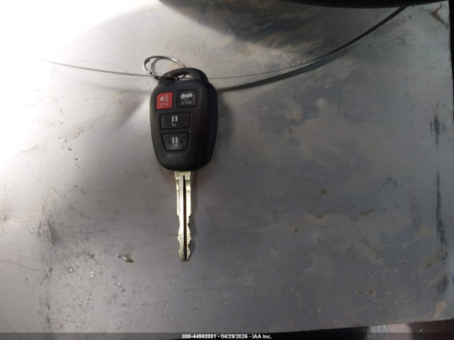 Продажа на аукционе авто 2018 Toyota Corolla Le, vin: 2T1BURHE7JC113243, номер лота: 44992051