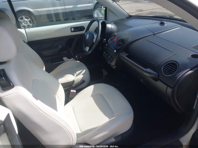 Продажа на аукционе авто 2007 Volkswagen New Beetle Triple White, vin: 3VWFG31Y17M416204, номер лота: 44992055