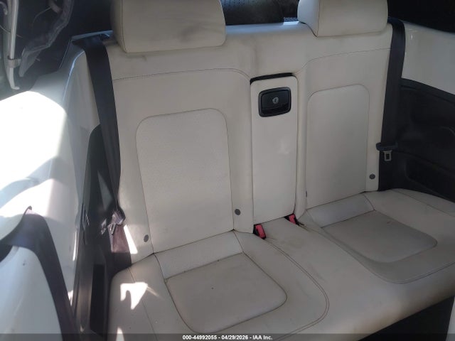 Продажа на аукционе авто 2007 Volkswagen New Beetle Triple White, vin: 3VWFG31Y17M416204, номер лота: 44992055