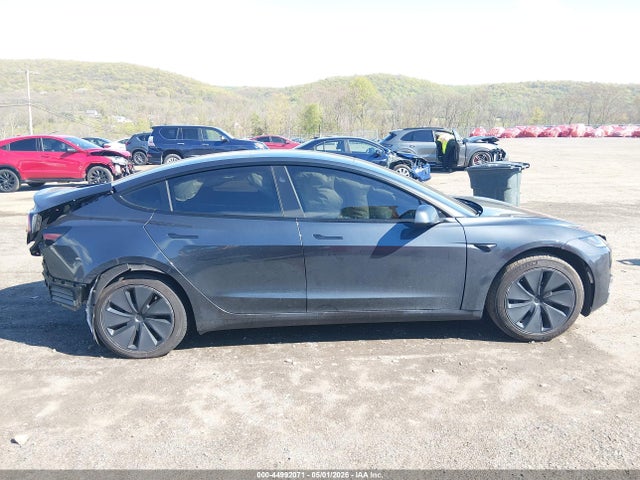 44992071 :رقم المزاد ، 5YJ3E1EAXSF979598 vin ، 2025 Tesla Model 3 Long Range Rear-wheel Drive/standard Rear-wheel Drive مزاد بيع