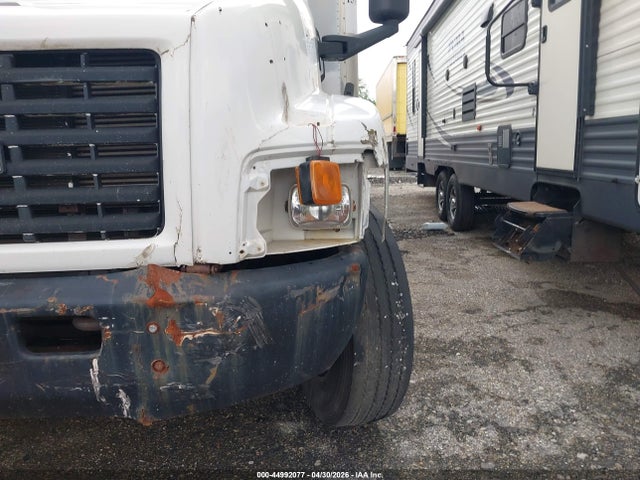 Auction sale of the 2005 Chevrolet Cc6500, vin: 1GBJ6C1C95F511390, lot number: 44992077