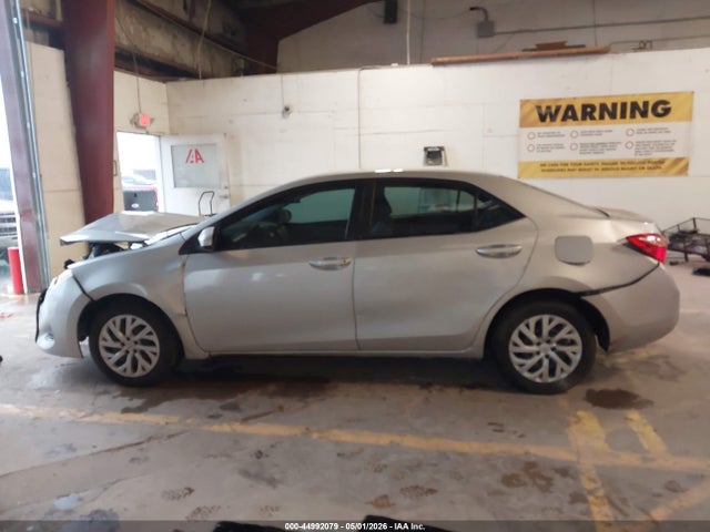 Aukcja sprzedaży 2018 Toyota Corolla Le, vin: 5YFBURHEXJP825732, numer aukcji: 44992079