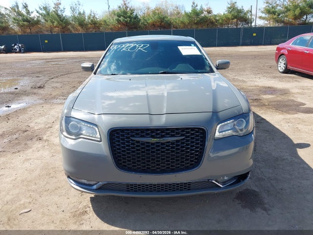 Продаж на аукціоні авто 2018 Chrysler 300 S, vin: 2C3CCAGG3JH293651, номер лоту: 44992092
