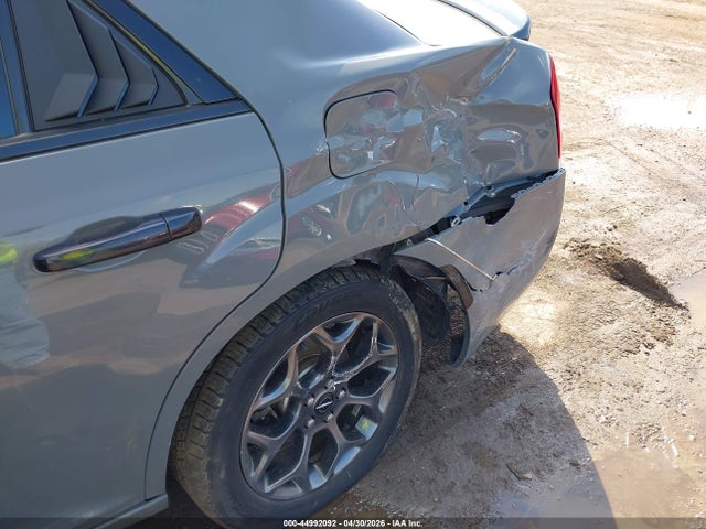 Продаж на аукціоні авто 2018 Chrysler 300 S, vin: 2C3CCAGG3JH293651, номер лоту: 44992092