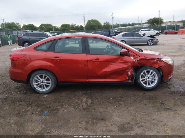 Ford FOCUS SE 2018 1FADP3FE3JL269908 Image 13
