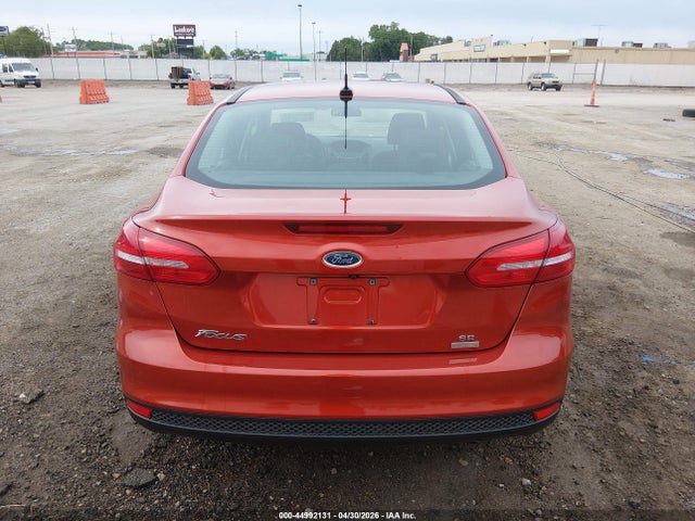 Ford FOCUS SE 2018 1FADP3FE3JL269908 Image 16
