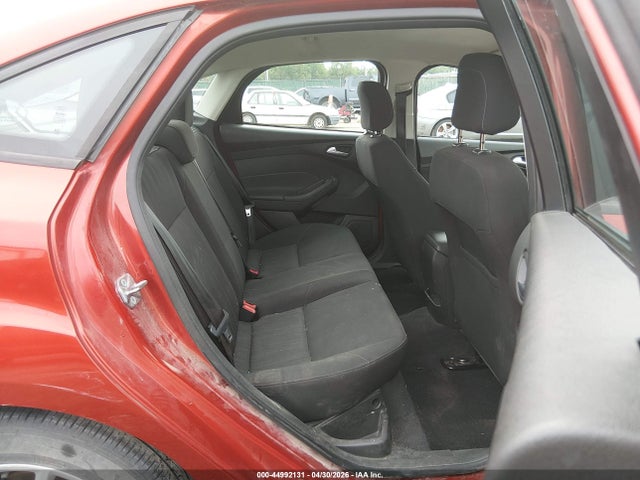 Ford FOCUS SE 2018 1FADP3FE3JL269908 Image 8